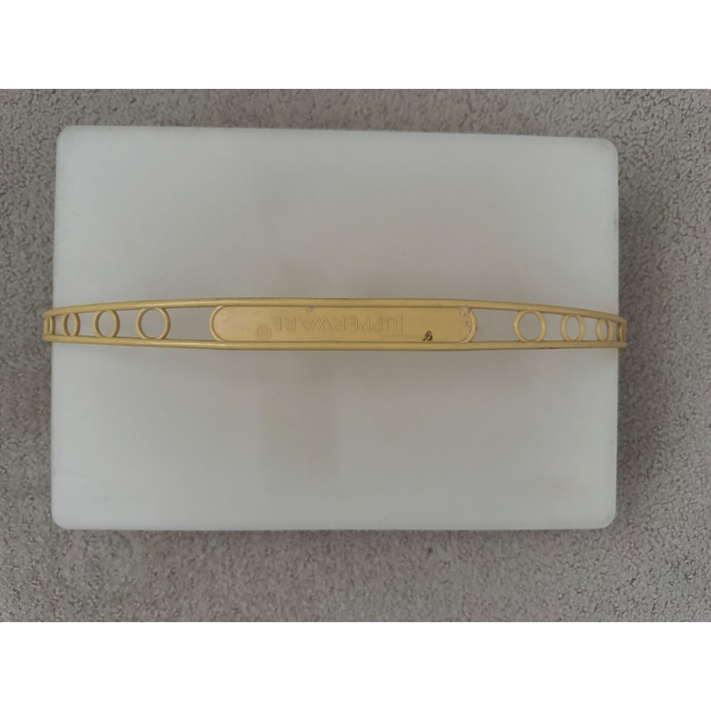 TUPPERWARE Vintage Rectangular Cake Taker Harvest Gold w/Handle/Lid Container - Picture 2 of 11